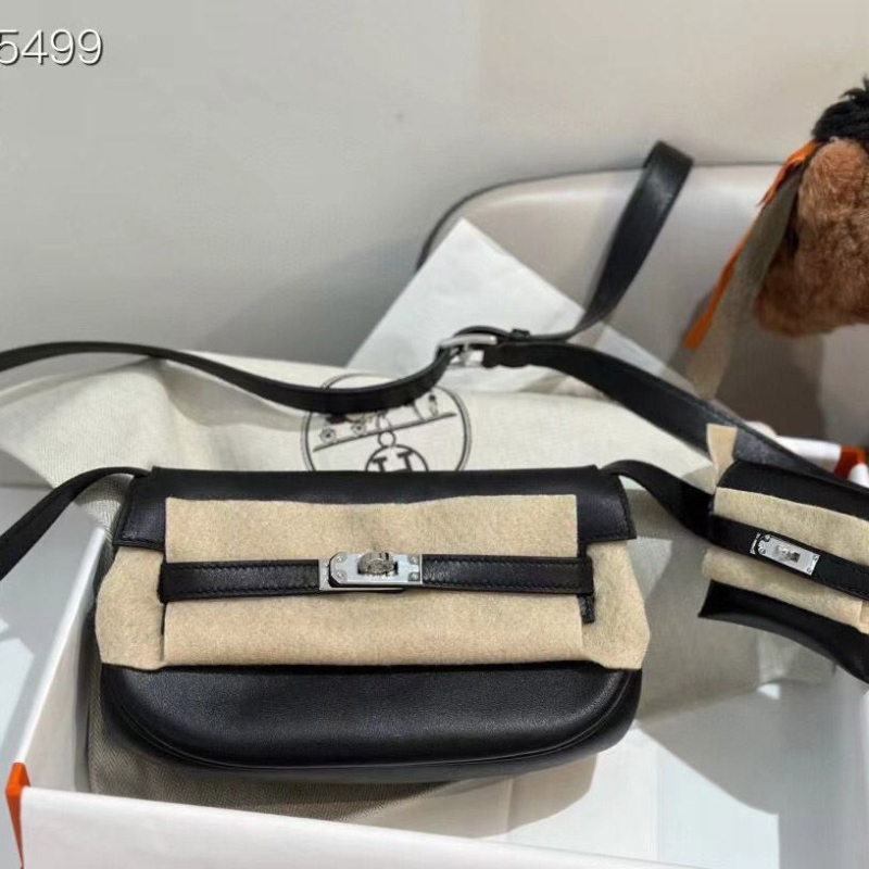 H**mes kelly moove bags
